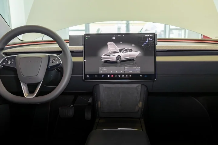 Rabatt Brodit ProClip, Tesla Model 3 24- 24½-26